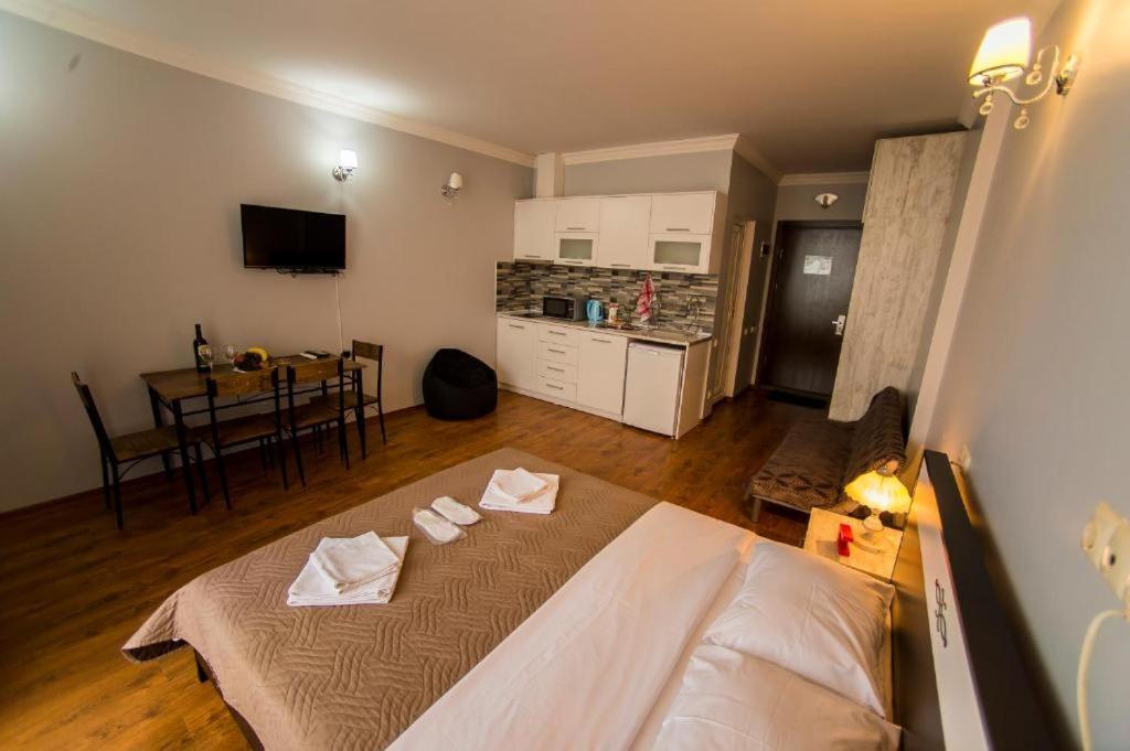 Luxury Apartments Batum Dış mekan fotoğraf